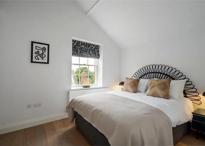 Marygate - Garden View Apartment